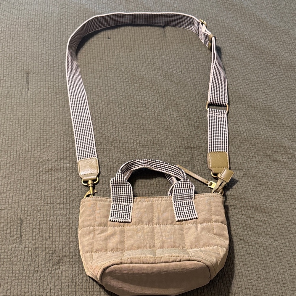 Universal Thread Quilted Women's Bag